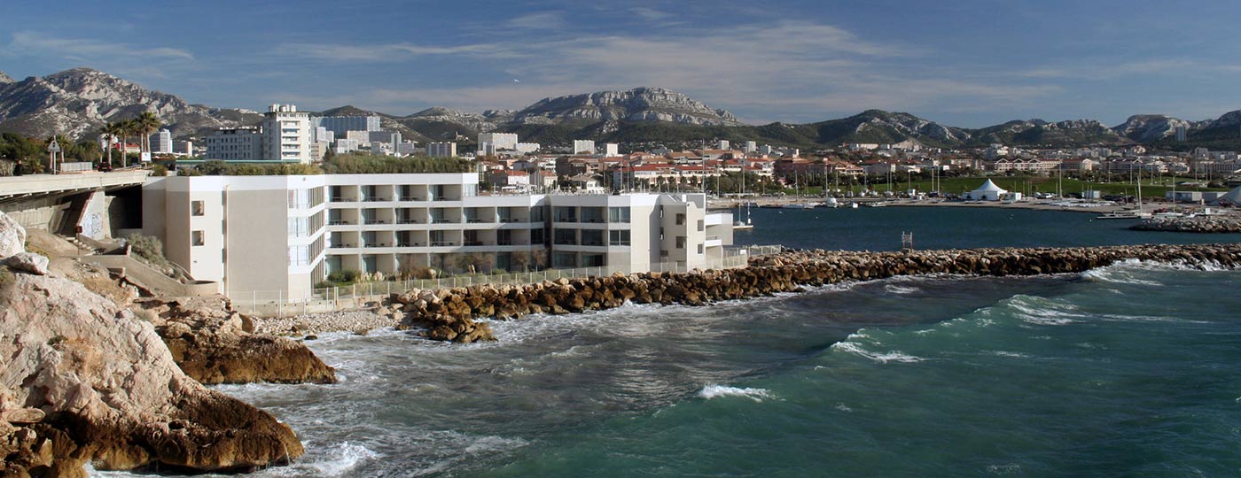 Guarda le cose dall’alto a due passi dal tuo albergo sulla Corniche di Marsiglia